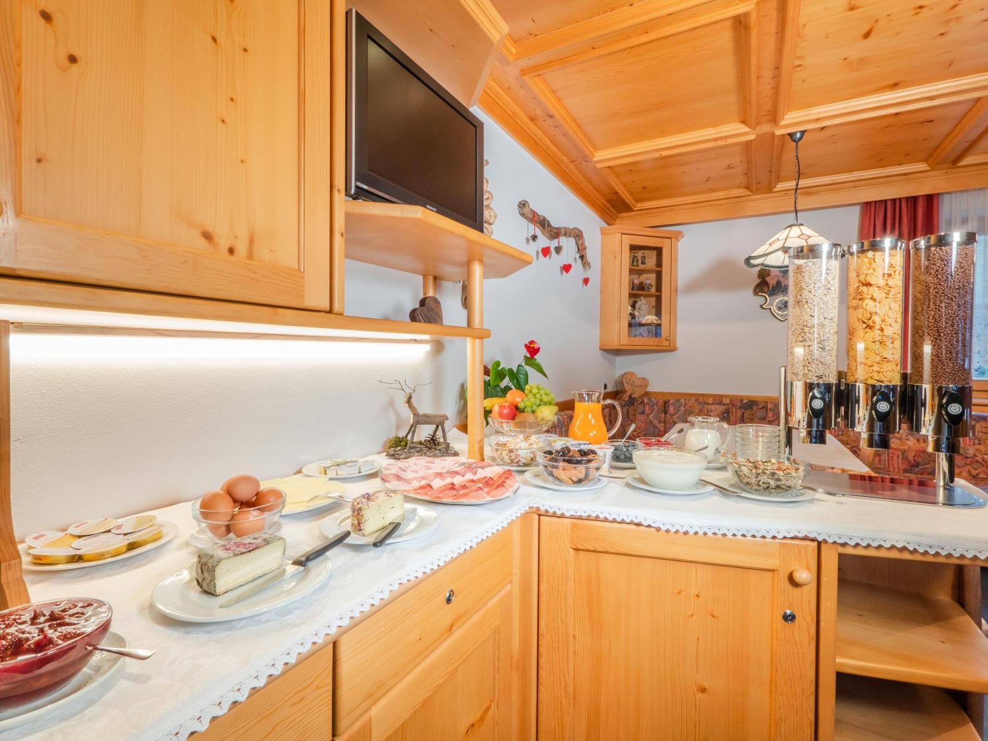 Garni La Grambla Hotel Sëlva di Val Gardena Eksteriør billede